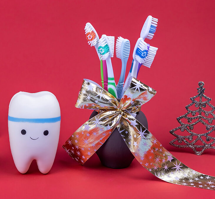 Say “Mine” With These Mouth-Healthy Holiday Gift Ideas!