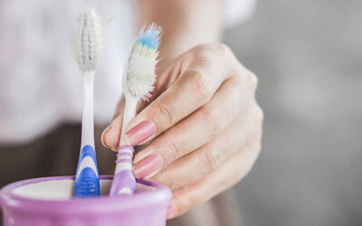 What Happens If You Use Someone Else’s Toothbrush 